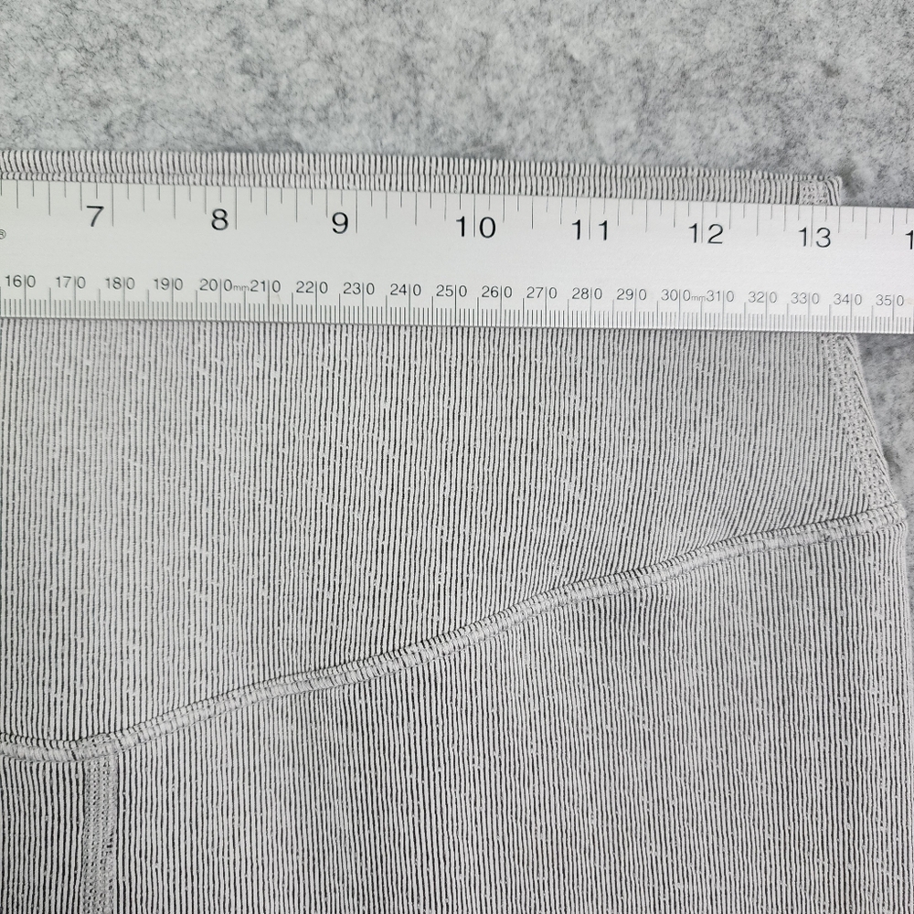 VUORI Textured Chilled Out Legging Women's Size M Houndstooth - Picture 7 of 9